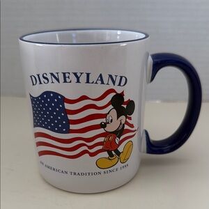 Disneyland An American Tradition Since 1955 Mickey Mouse &  USA Flag Mug Cup